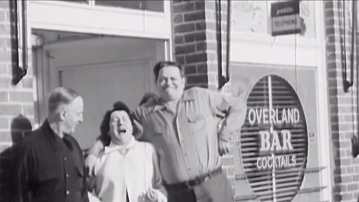 Cita en Kutxa Kultur Kluba con Joseba B. Lenoir y los vascos de Estados Unidos 1 joseba b lenoir instroak 00 Cita en Kutxa Kultur Kluba con Joseba B. Lenoir y los vascos de Estados Unidos