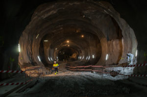 tunel morlans3 1 300x199 - Concluye la excavación de la futura estación de Easo-Amara del Topo