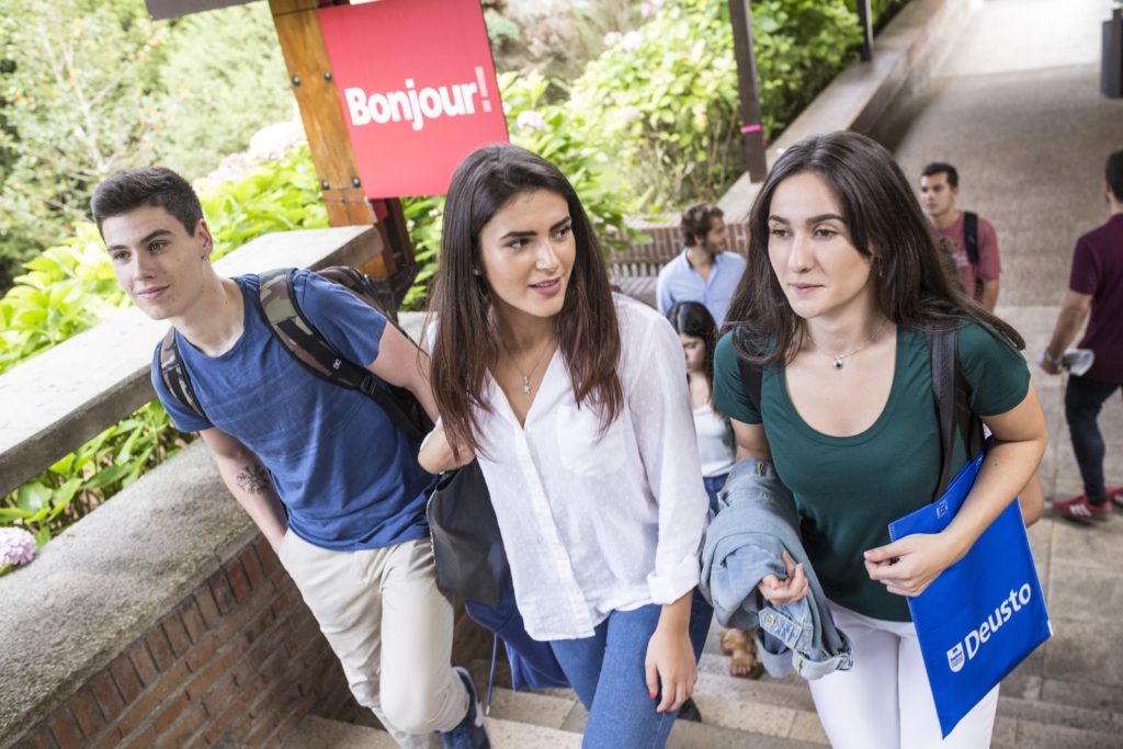 Deusto celebrará el 15 su segundo Sábado de Puertas Abiertas para dar a conocer su oferta para el curso 2020/21 22 Deusto puertas Deusto celebrará el 15 su segundo Sábado de Puertas Abiertas para dar a conocer su oferta para el curso 2020/21
