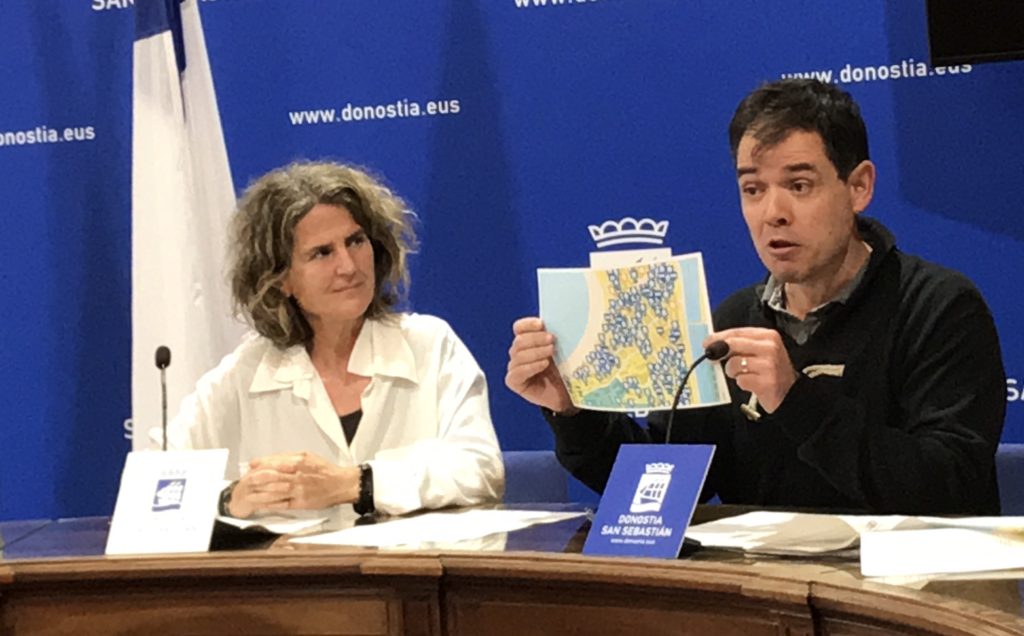 EH Bildu propone extender a todo el Centro, Easo y San Bartolomé la prohibición de abrir más viviendas turísticas 3 Eh bildu previa pleno EH Bildu propone extender a todo el Centro, Easo y San Bartolomé la prohibición de abrir más viviendas turísticas