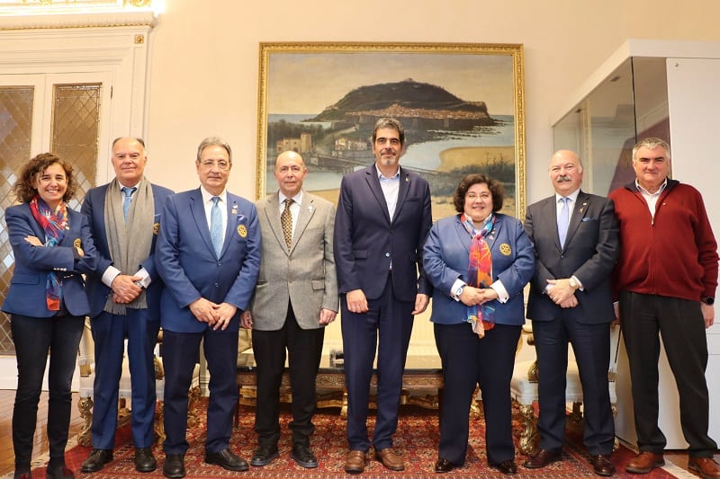 Rotary Ayto Gobernadores de Rotary Club explican a Goia la labor humanitaria de la entidad