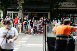 Un turismo se da a la fuga tras causar un accidente en la Avenida de Madrid 11 DSCF1029 Un turismo se da a la fuga tras causar un accidente en la Avenida de Madrid