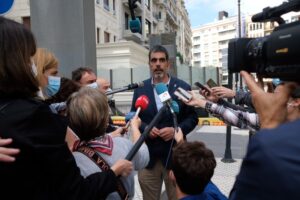 2020 0605 15534400 copy 800x533 (Ampliación) Las obras del Metro provocan un socavón en el sótano de un edificio de la calle Zubieta