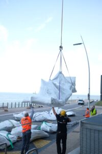 2020 0721 07294900 copy 1024x1536 La escultura de Cristina Iglesias vuela a Santa Clara