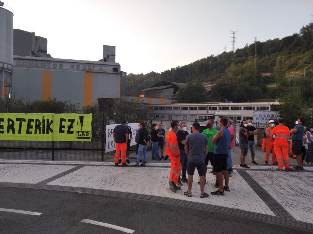 Cementos Rezola movilizacion Movilizaciones contra el ERTE en Cementos Rezola