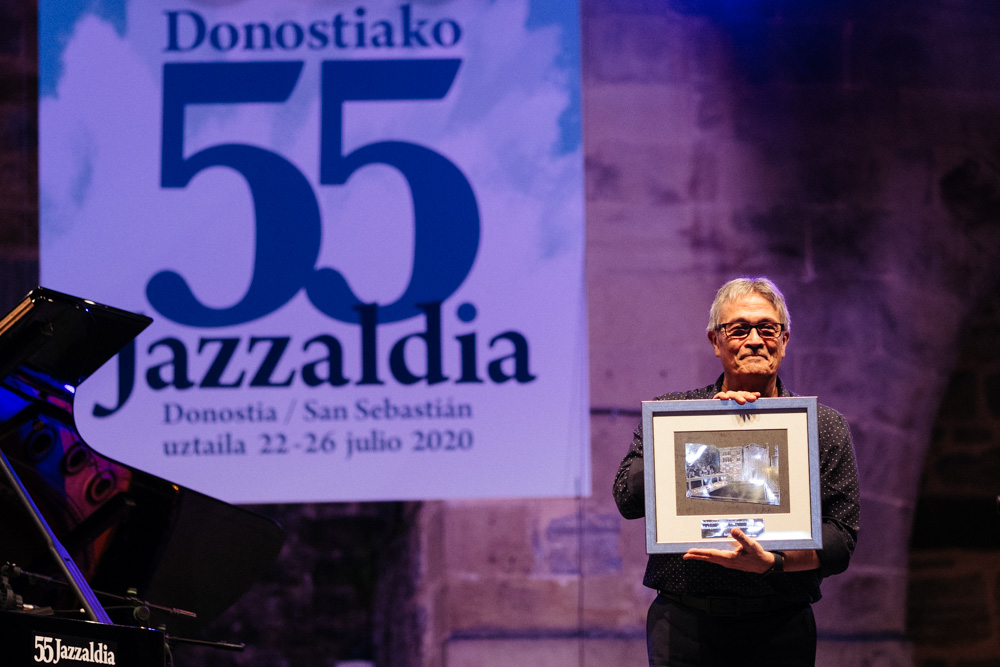 Chano Domínguez, anoche, premiado por el Festival de Jazz. Fotos: Santiago Farizano