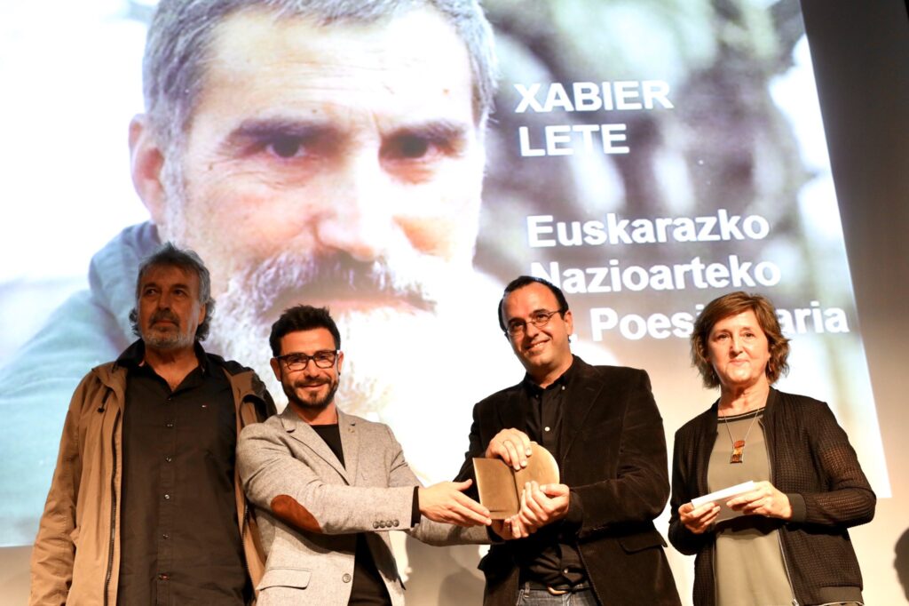 Jon Gerediaga, galardonado con el V Premio de Poesía en euskera Xabier Lete 2 Premio Xabier Lete Jon Gerediaga, galardonado con el V Premio de Poesía en euskera Xabier Lete