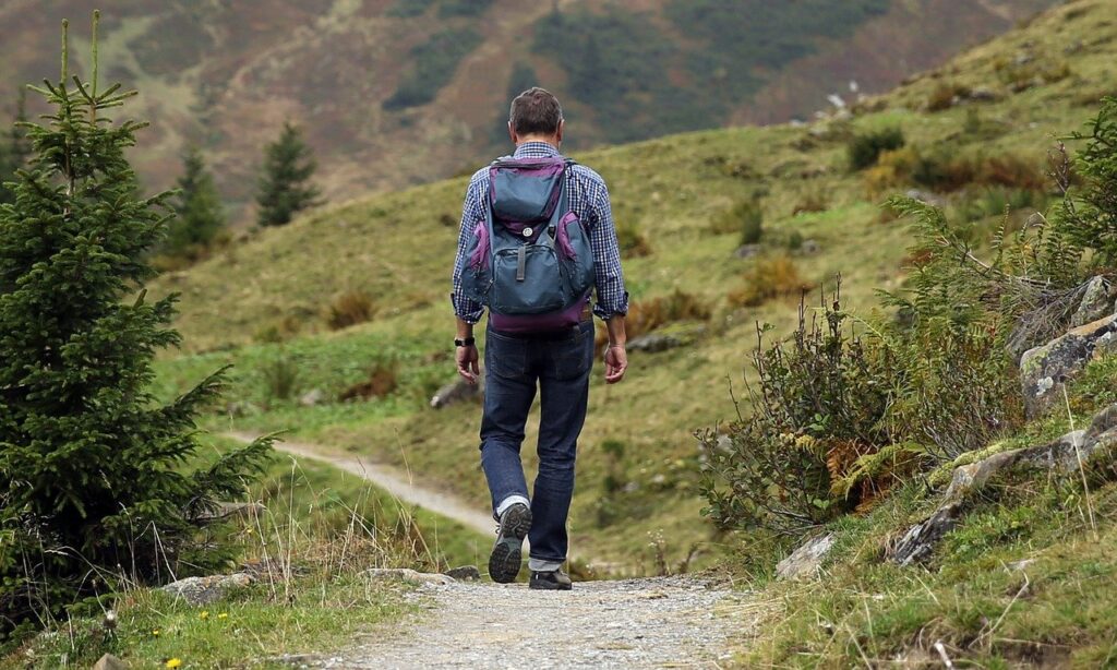 wanderer 455338 1280 "Respeto" a la decisión de Galicia de registrar a los vascos que viajen a la comunidad