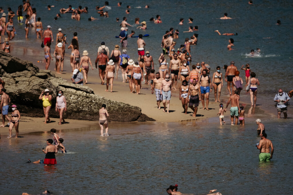 DSCF2844 Fallece un hombre en la playa de la Concha
