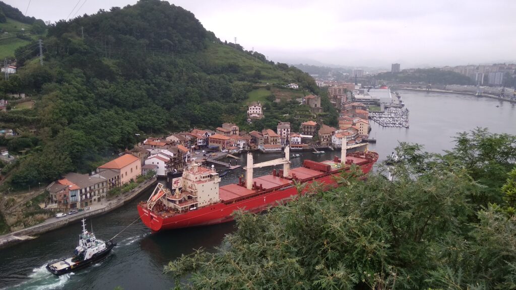 autoridad portuaria La Autoridad Portuaria de Pasaia pide que no se politice su trabajo