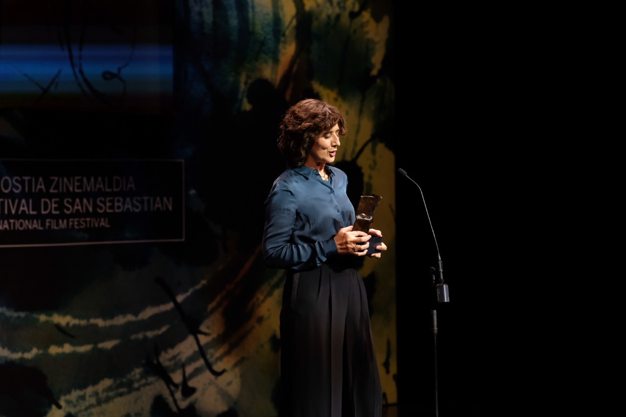 La directora de casting Sara Bilbatua recibe el Premio Zinemira