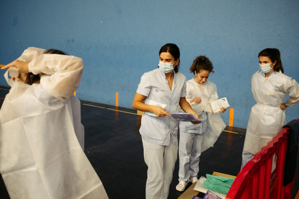 Covid-19: Llamada a los vecinos de Bergara para hacerse una PCR 2 DSCF4613 Covid-19: Llamada a los vecinos de Bergara para hacerse una PCR