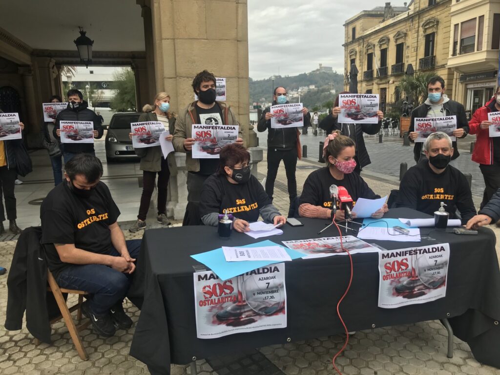 Sos Ostalaritza SOS Ostalaritza llama a manifestarse "en defensa de un sector que puede desaparecer"
