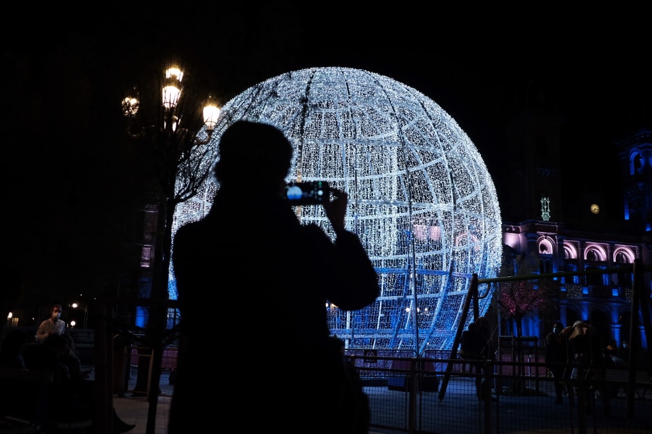 Donostia se ilumina en su Navidad menos alegre 14 Donostia se ilumina en su Navidad menos alegre