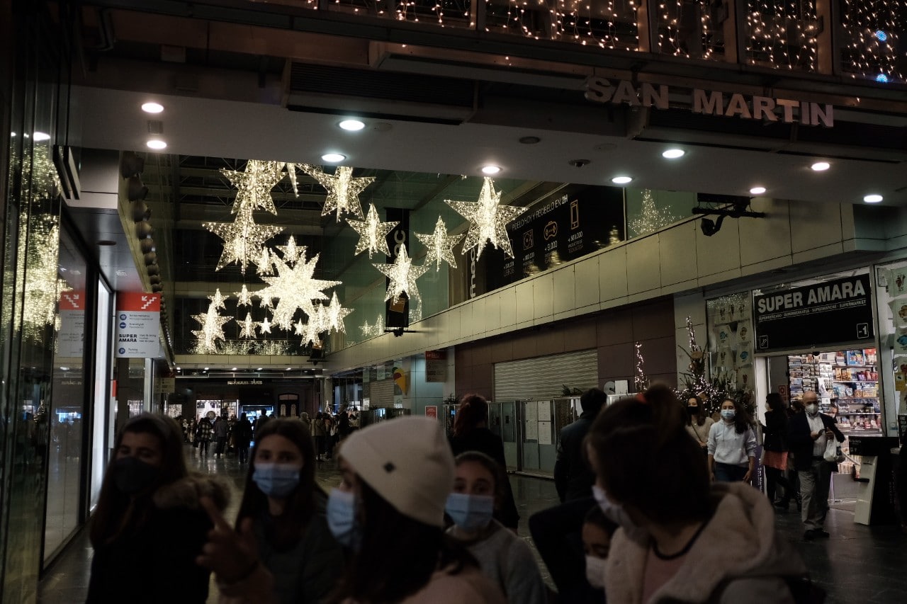 Donostia se ilumina en su Navidad menos alegre 16 Donostia se ilumina en su Navidad menos alegre