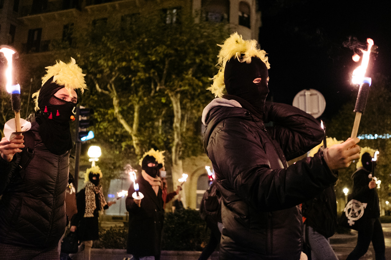 25N: Nutrida manifestación en Donostia contra la violencia machista 1 Manifestación 25N