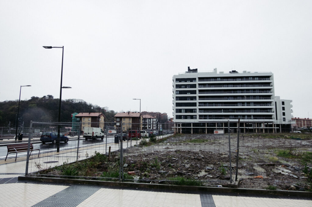La Plaza Arteleku de Txomin Enea estará lista a finales de 2021 2 DSCF2262 La Plaza Arteleku de Txomin Enea estará lista a finales de 2021