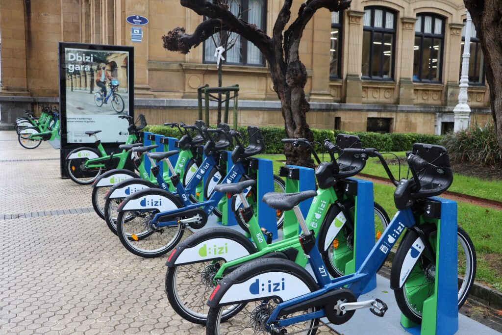 Dbizi lista El aparcabicis de Easo pasará a formar parte de la red DbiziParking