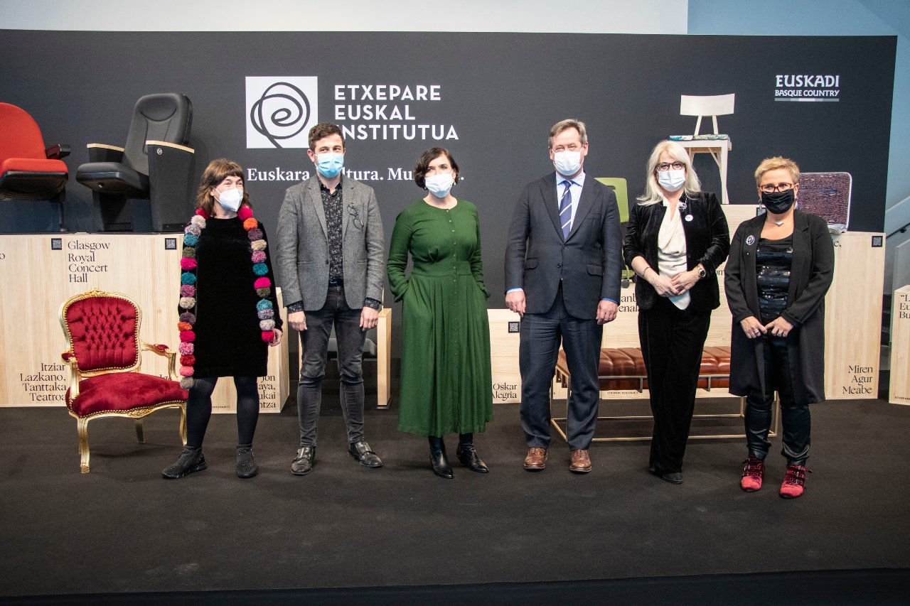 Etxepare Euskal Institutuak 10 urte bete ditu, munduan euskal kulturaren berri emateko tresna gisa sendotuta