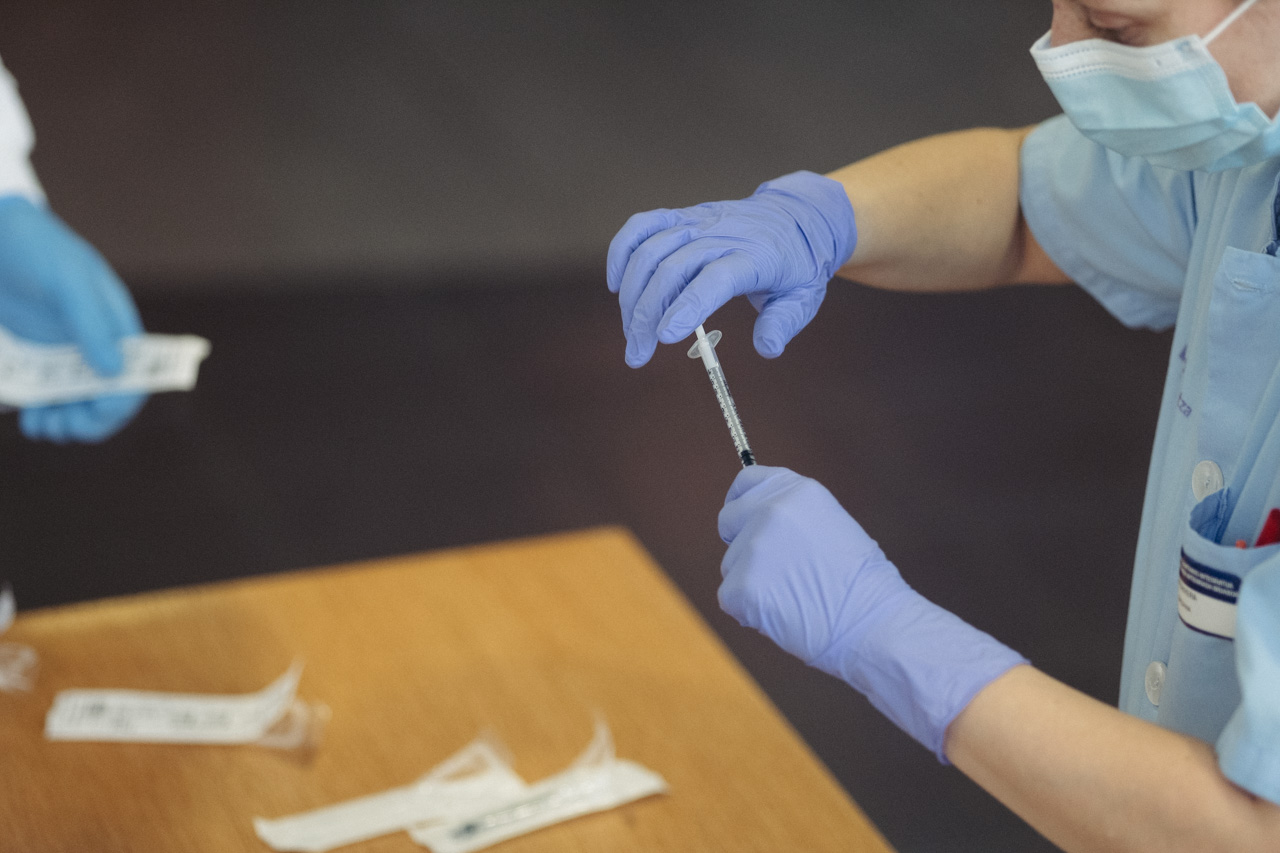 DSCF5925 Los trabajadores de Policlínica Gipuzkoa exigen ser vacunados como grupo prioritario frente al Covid-19