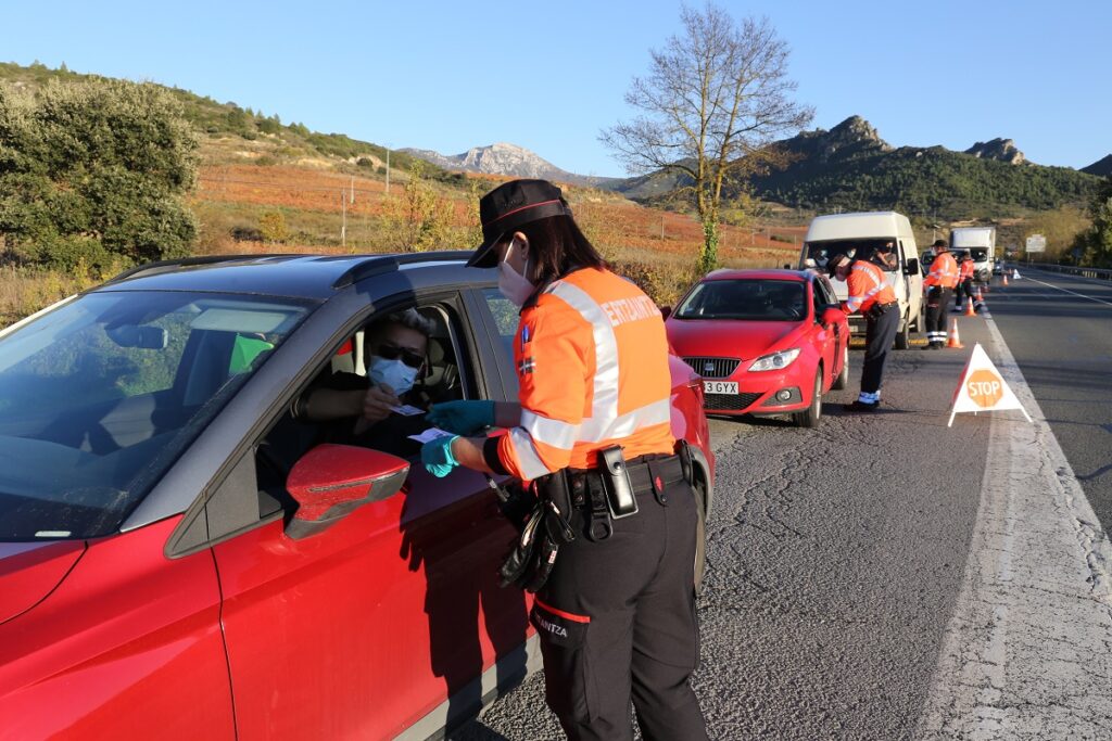 control diurno 3 Más de 660 multas el fin de semana en Gipuzkoa por las normas del Covid-19