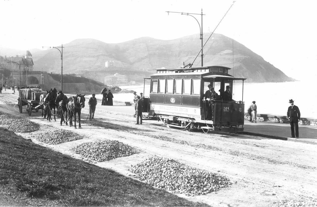 Primer tranvía eléctrico en Donostia: Foto. Euskotren