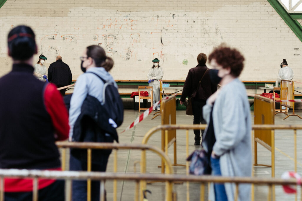 DSCF1924 Covid-19: La tasa de positividad sigue al alza en Euskadi y supera el 6%