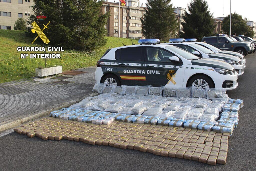 OPC droga La Guardia Civil se incauta de 345 kilos de droga en la frontera de Irun