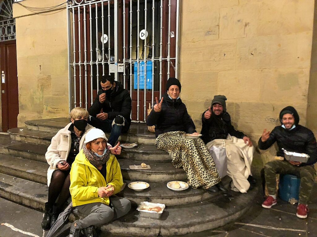 IMG 20210407 205209 1024x768 - SOS: Se buscan cocineros para personas sin hogar en Donostia