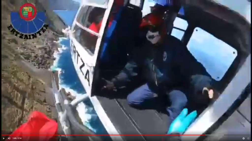Rescate Rescate en helicóptero de un hombre que paseaba por Jaizkibel
