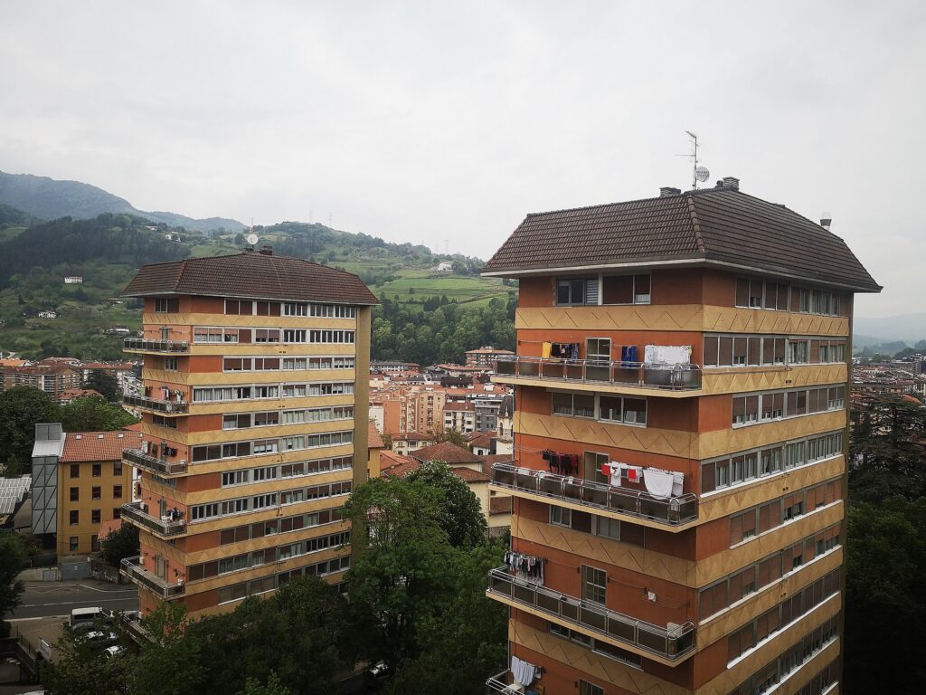 Sputnik tolosa Los Sputnik de Tolosa, la arquitectura que salió de una nave espacial