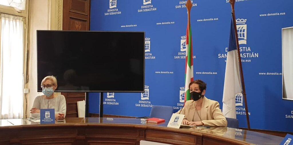 haizea garay Elkarrekin Donostia insta a retirar los vertidos de Belartza II