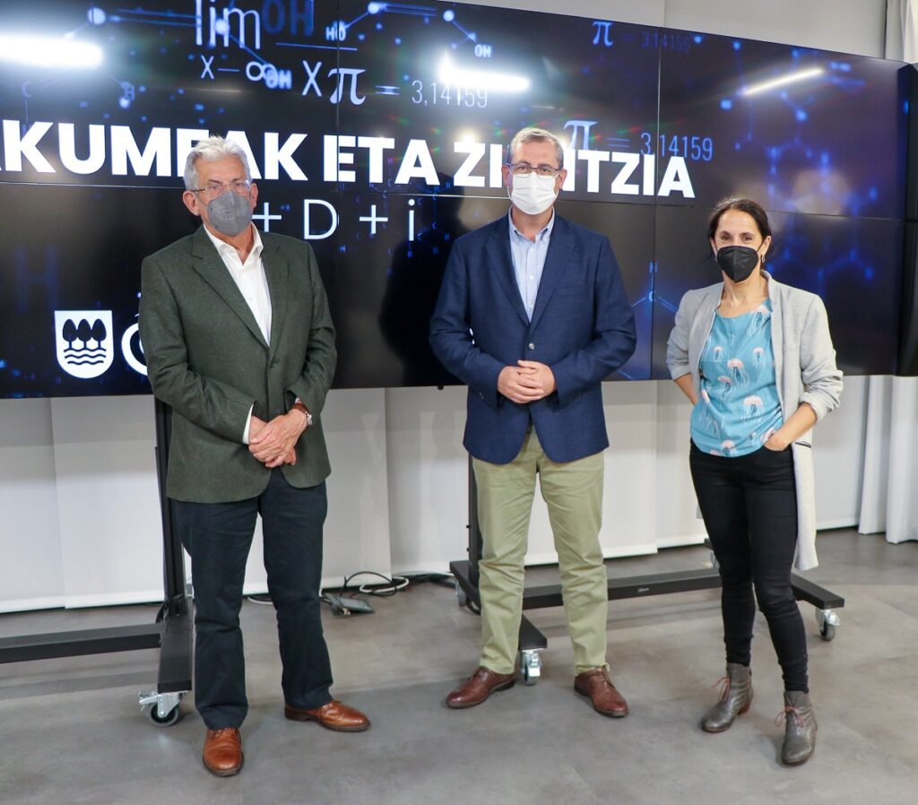 DIPCemakumeakhitzarmena web El DIPC y Gipuzkoa apuestan por el futuro de las mujeres en la ciencia
