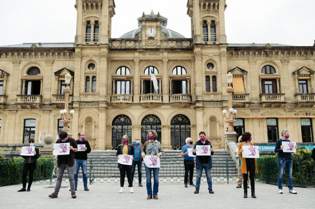 DSCF0290 Condenas contra los presuntos abusos del masajista en Donostia