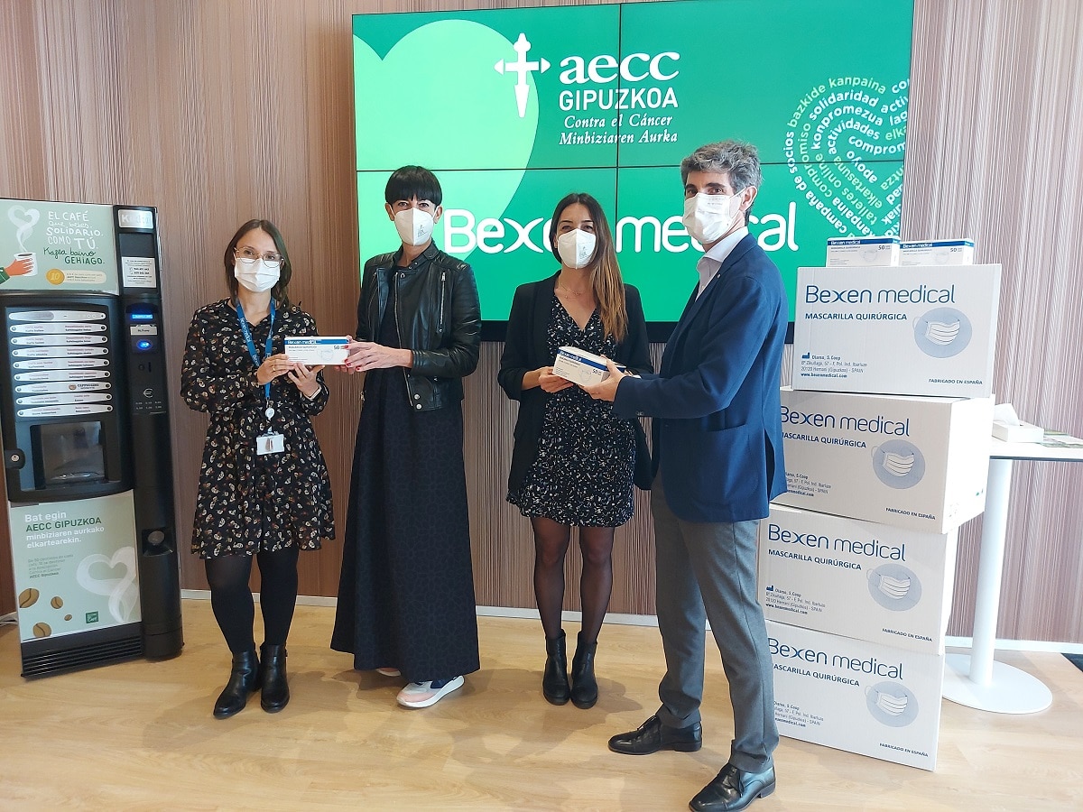 AECC y BEXEN AECC Gipuzkoa distribuye 200.000 mascarillas entre pacientes oncológicos