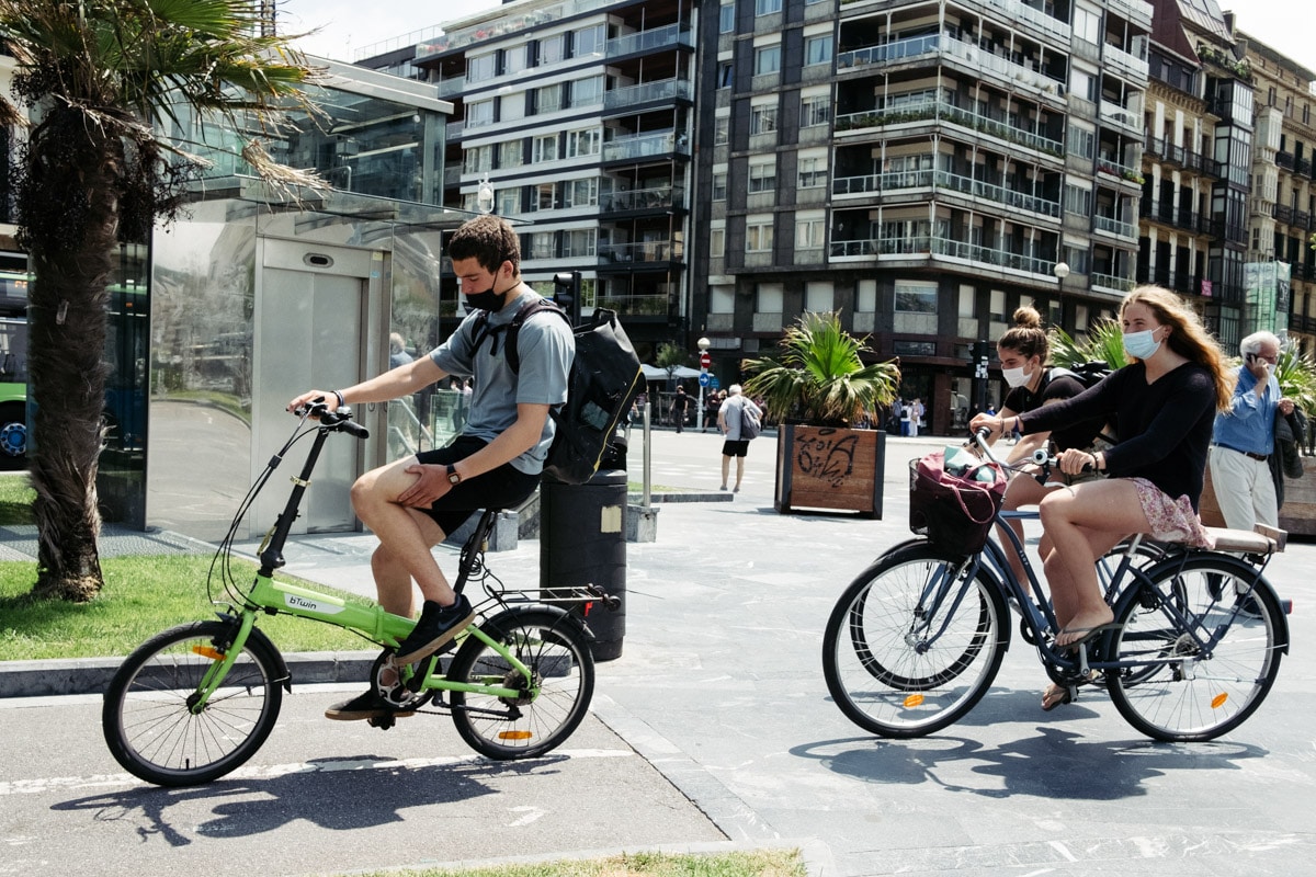 DSCF3476 Donostia suma 189 aparcabicis temporales este verano