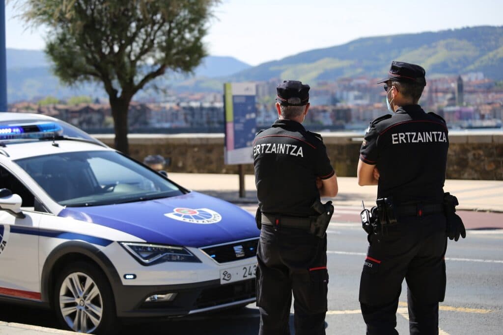 Ertzaintza vigilancia Urnieta: Provoca daños por 200.000 euros a la empresa donde había trabajado