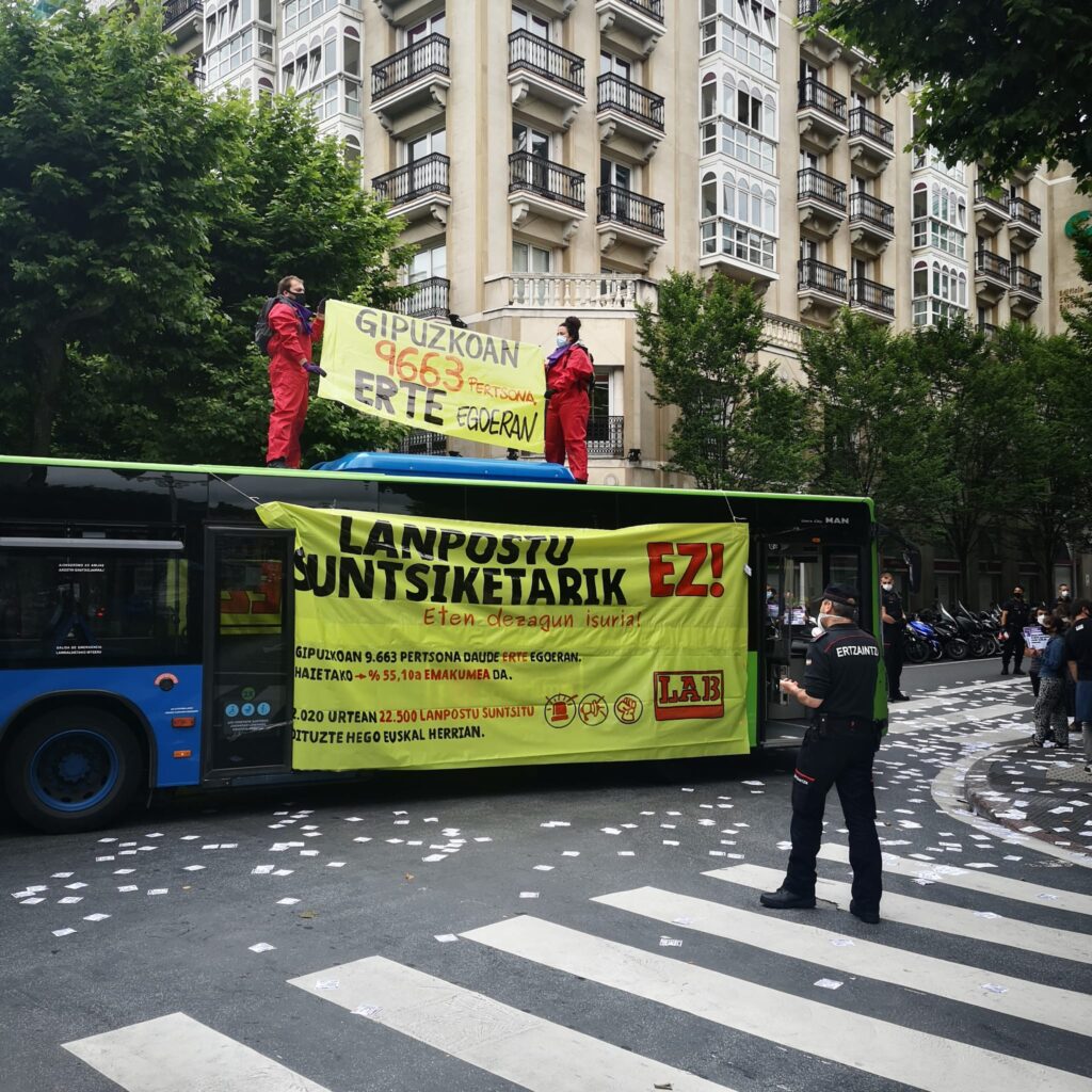 Lab Avenida LAB se concentra en Donostia "en defensa" del empleo femenino de calidad
