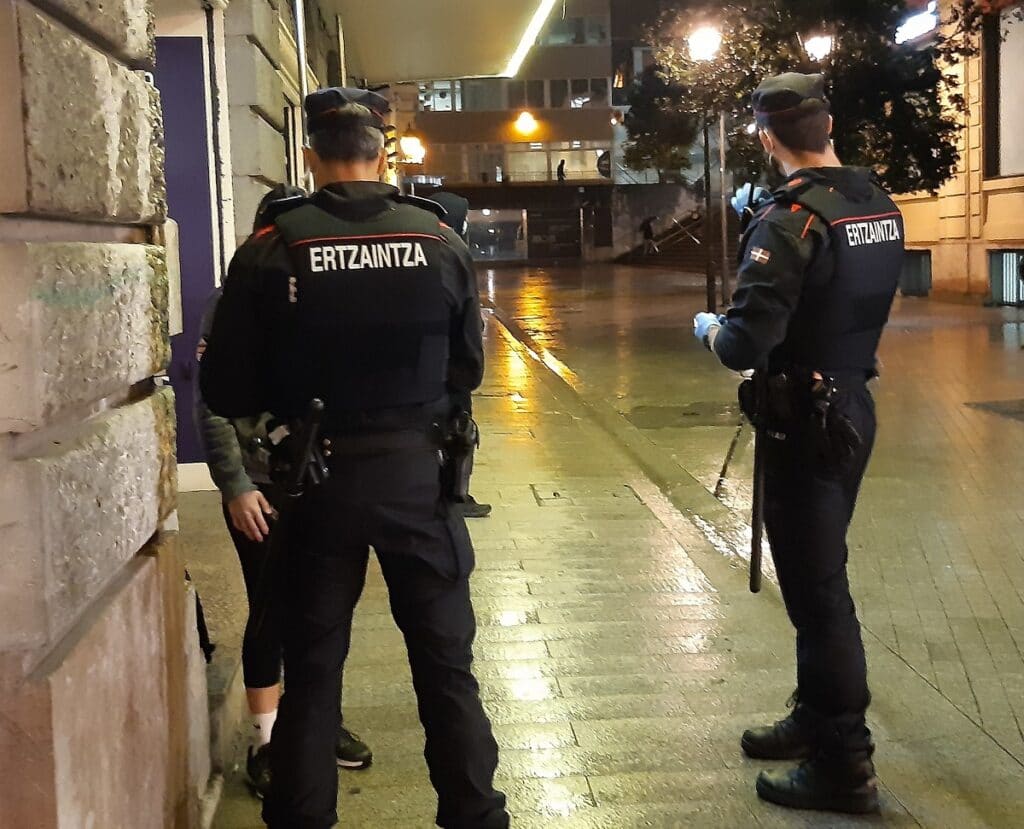 Pasai Antxo archivo Atraco en una farmacia de Egia con una pistola simulada