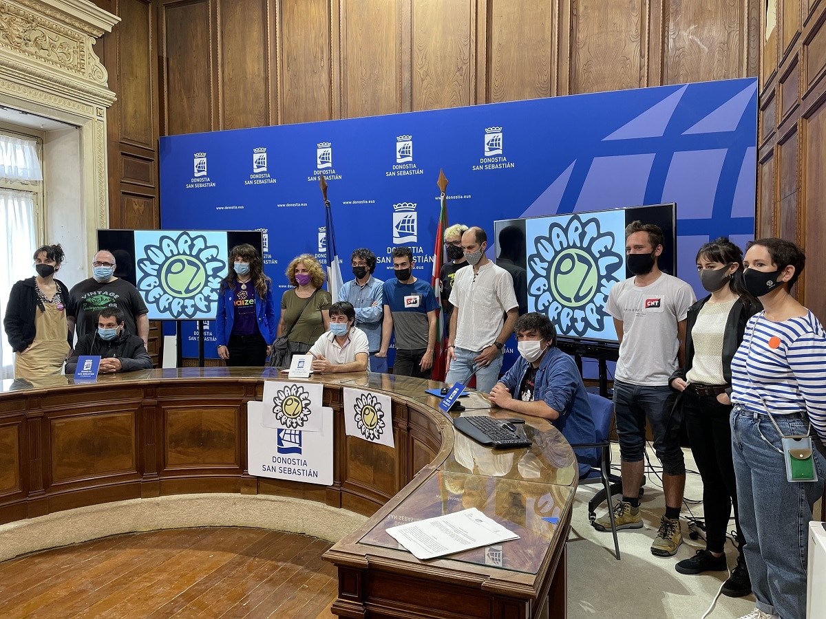 cuarteles Elkarrekin Donostia, EH Bildu y Kuartel Berririk Ez piden una Donostia sin cuarteles