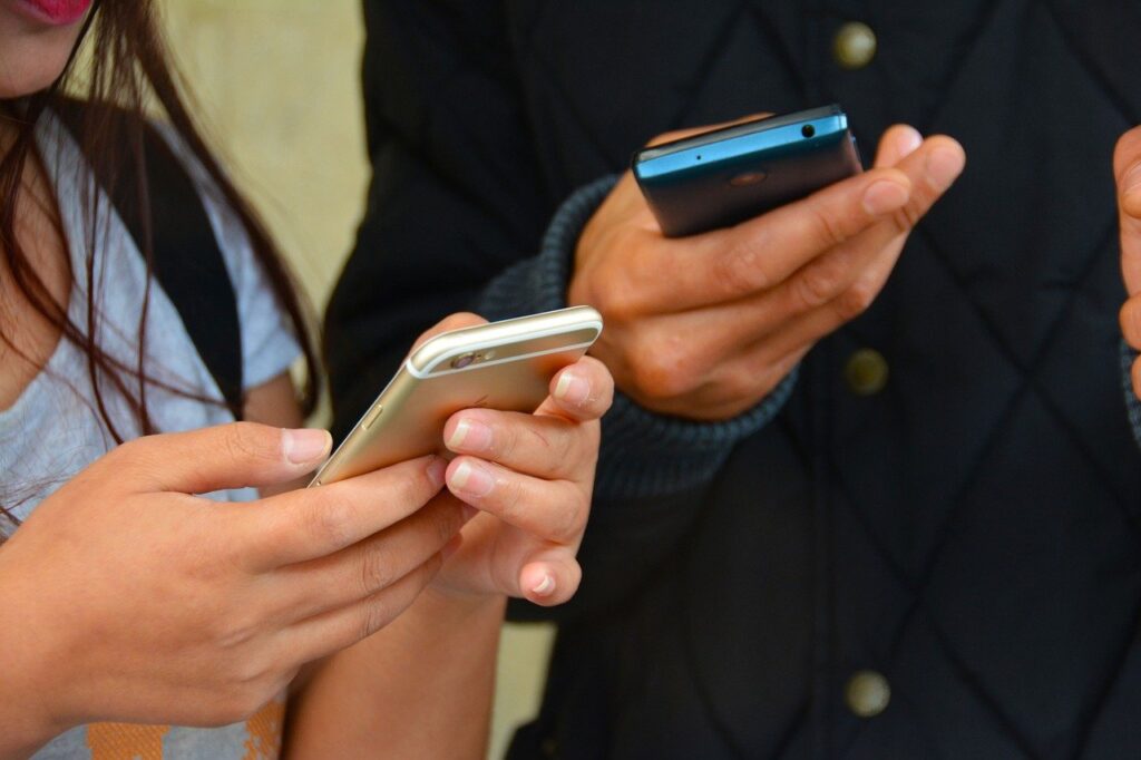 texting 1490691 1280 Piden 4 años de cárcel para el acusado de la venta falsa de dos móviles