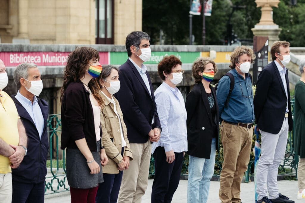 Las instituciones gipuzkoanas denuncian los ataques homófobos y machistas 2 DSCF7705 Las instituciones gipuzkoanas denuncian los ataques homófobos y machistas