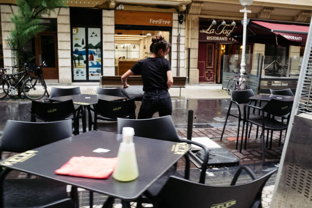 DSCF7805 Los restaurantes vascos deben conservar 3 semanas un registro de comensales