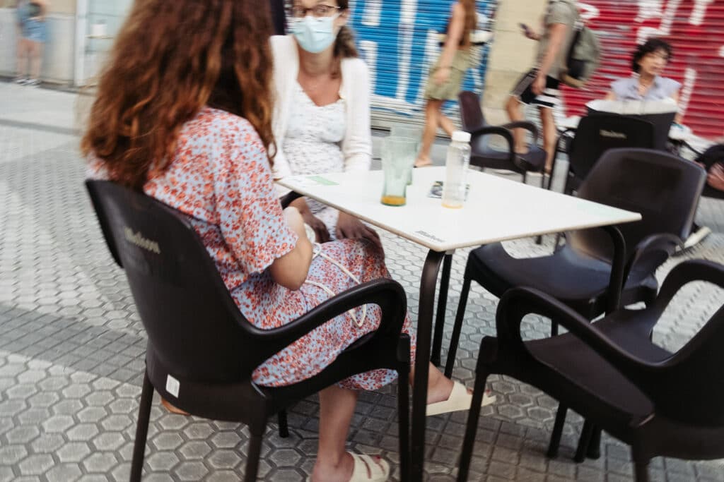 Los bares de Donostia tendrán rebajas del 50 y 33% en la tasa de terrazas 2 DSCF9536 Los bares de Donostia tendrán rebajas del 50 y 33% en la tasa de terrazas