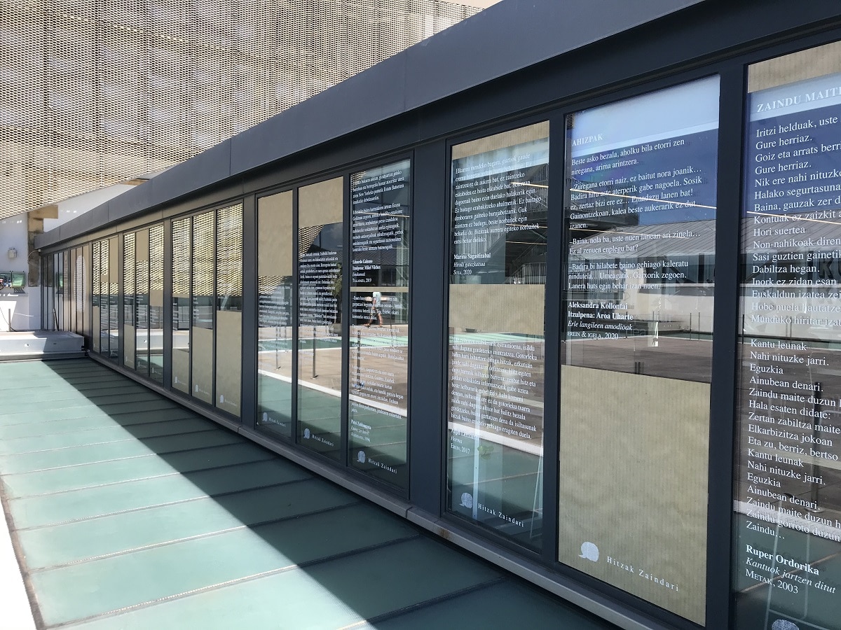 Una expo, un folleto y una actuación con 'Hitzak zaindari' 1 KutxaKultur Hitzak Zaindari 6 Una expo, un folleto y una actuación con 'Hitzak zaindari'