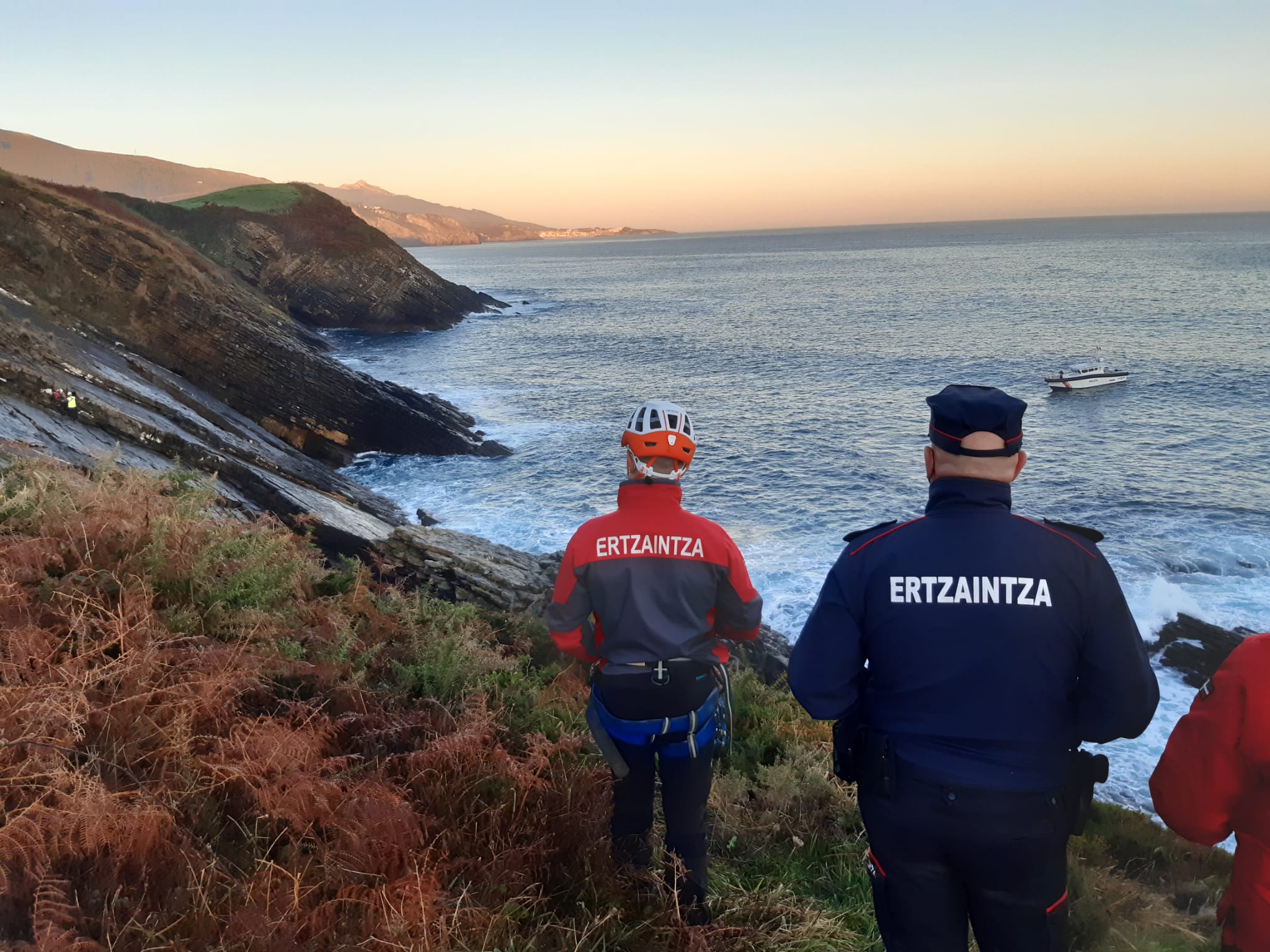 Malkorbe Fallece un hombre en la Playa Malkorbe de Getaria