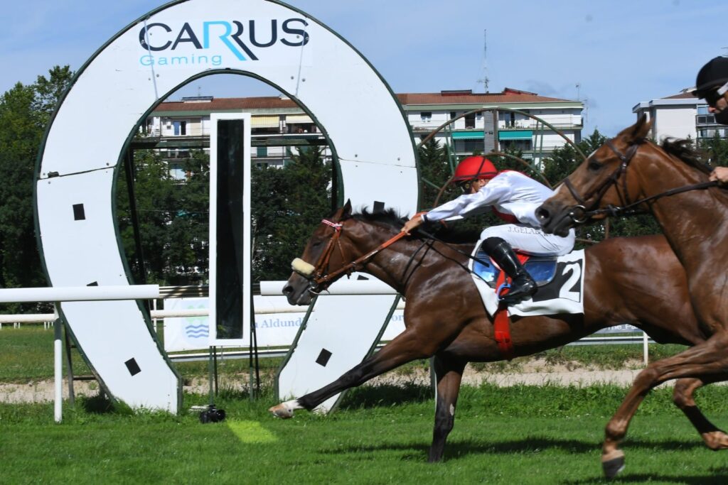 Sangri La Jornada inaugural en el hipódromo de San Sebastián