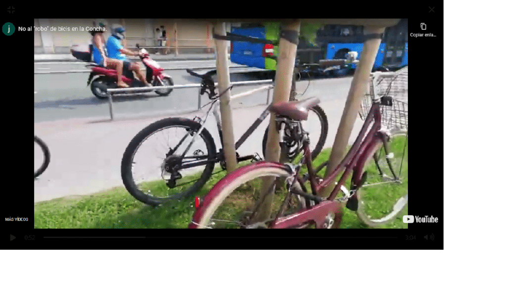 eguzki bicis Eguzki reclama en un vídeo más aparcabicis en la Concha como solución contra las multas