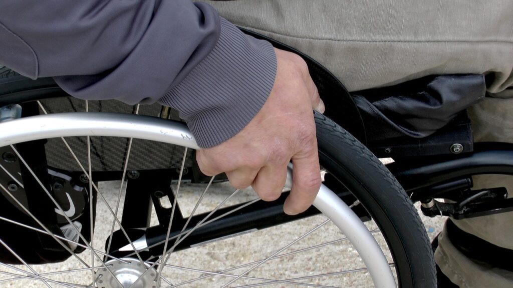 wheelchair 1230101 1280 Donostia dará pasos para incorporar cambiadores inclusivos