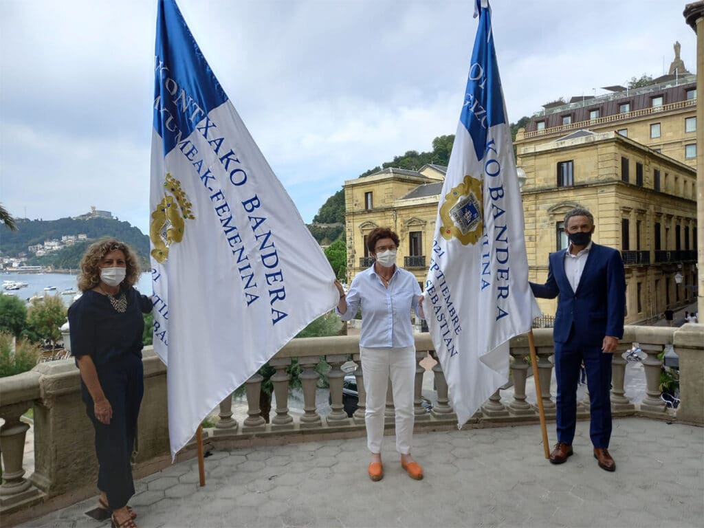 BanderaConcha Bandera de la Concha con público, pero muy reducido